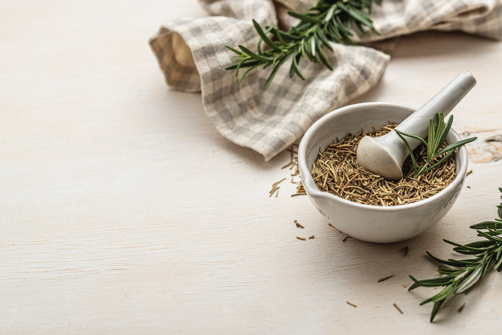 Jak wspomóc oczyszczanie organizmu ziołami?