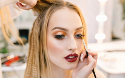 W czym trzymać kosmetyki do makijażu?