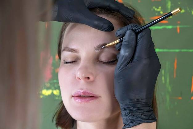 Henna pudrowa brwi ile kosztuje w salonach kosmetycznych?