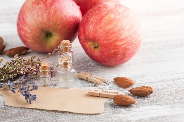 Jak stosować ocet jabłkowy na skórę w codziennej pielęgnacji?