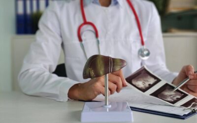 Jakie są zewnętrzne objawy marskości wątroby?
